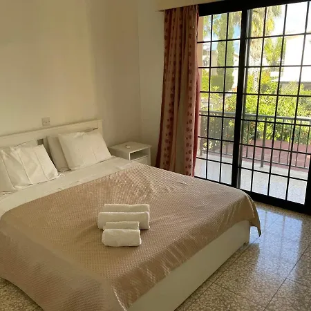 Ocean Stones 1km From Main Coral Bay Villa