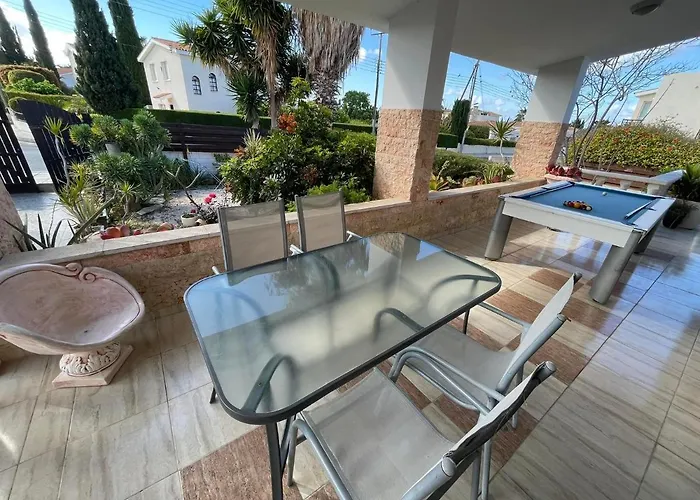 Ocean Stones 1km From Main Coral Bay Pegeia