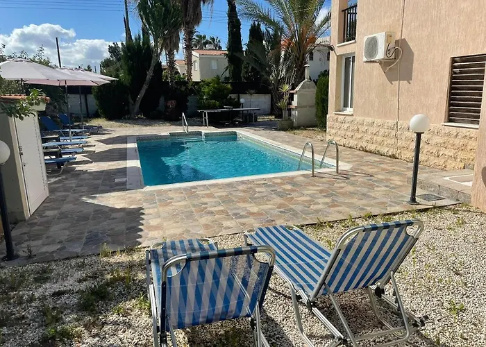 Ocean Stones 1km From Main Coral Bay Vila *