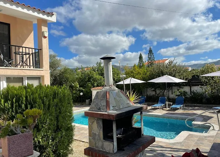 Ocean Stones 1km From Main Coral Bay Pegeia